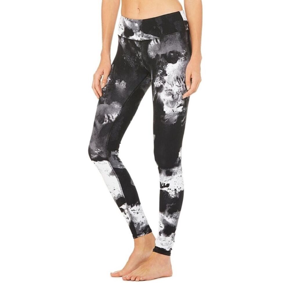 Alo Yoga Black Blast Airbrush Leggings 7/8 High Rise Gym Tight Athletic Pants M